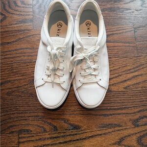 Unisex Kizik Handsfree White Leather Sneakers